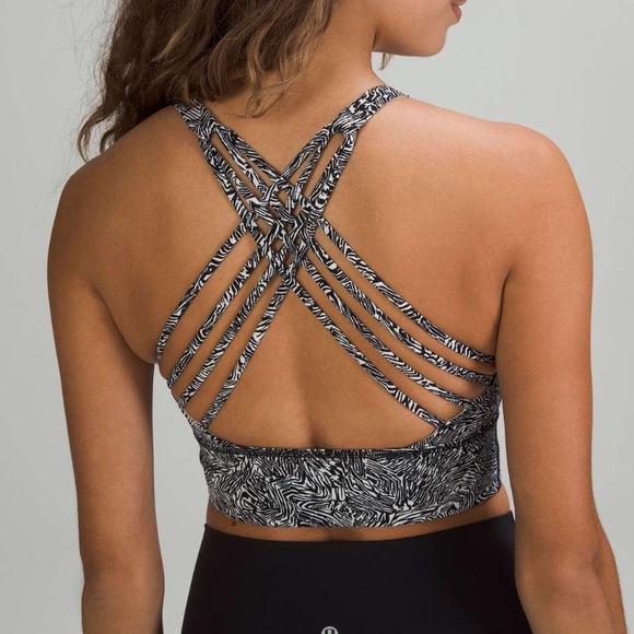 LULULEMON FREE TO BE HIGH NECK LONG LINE SPORTS BRA - SIZE 8 - Picture 4 of 4